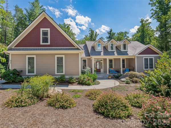937 Monte Vista Road, Candler, NC 28715