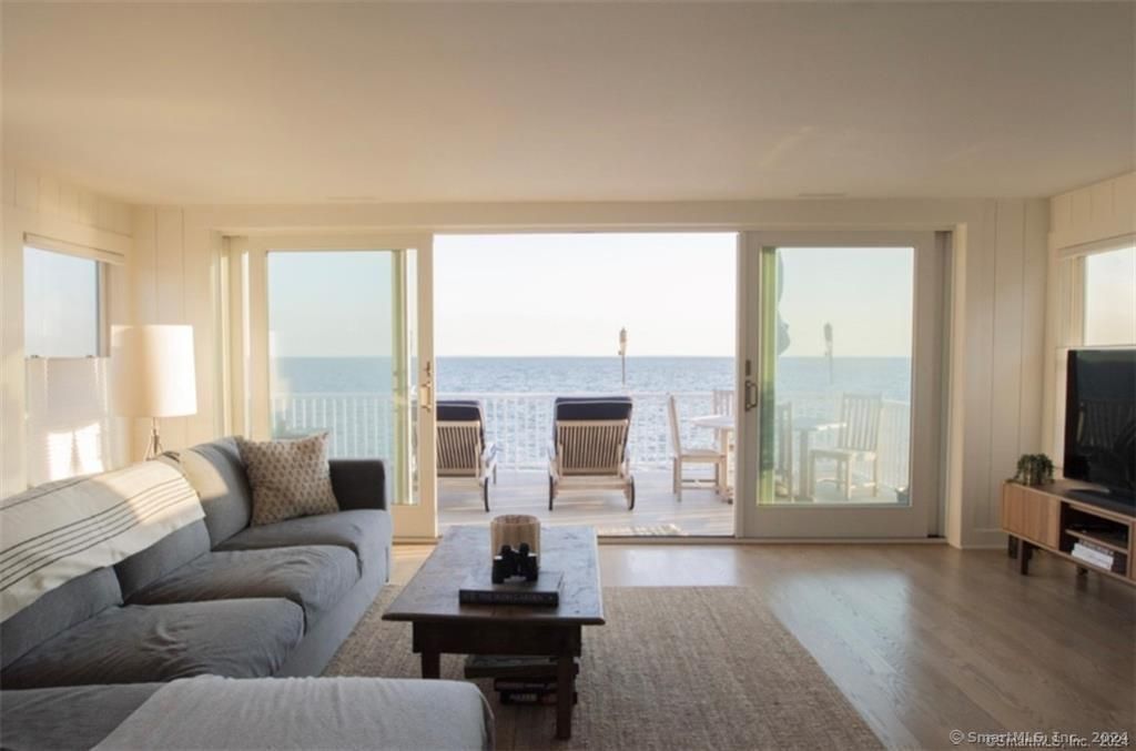 39 Point Beach, Milford, CT 06460 Main Photo