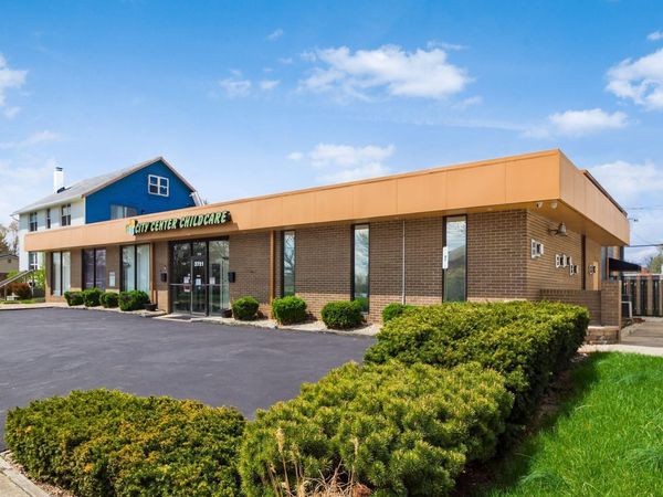 3719 Broadway , Grove City, OH 43123