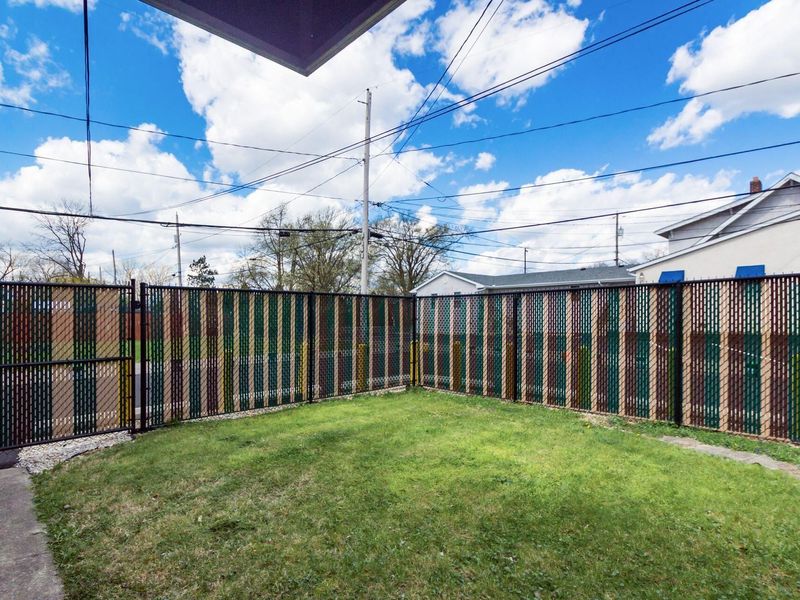 3719 Broadway, Grove City, OH 43123 Photo 24