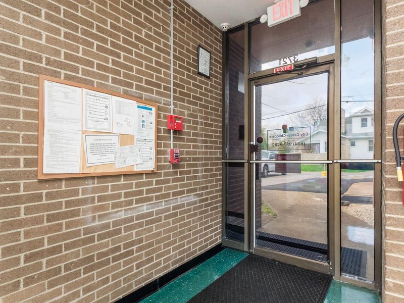 3719 Broadway, Grove City, OH 43123 Photo 4