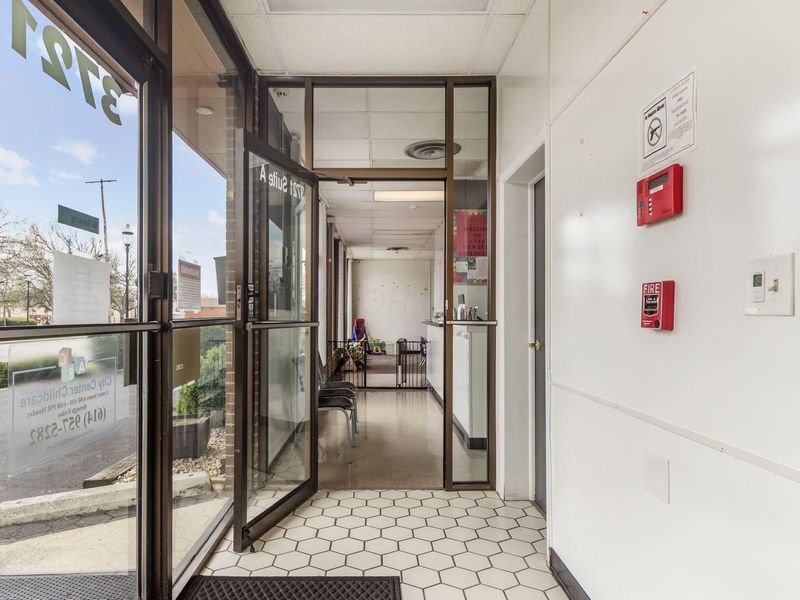 3719 Broadway, Grove City, OH 43123 Photo 5