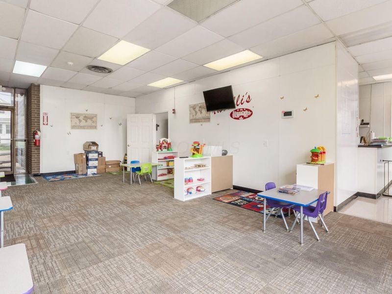 3719 Broadway, Grove City, OH 43123 Photo 9