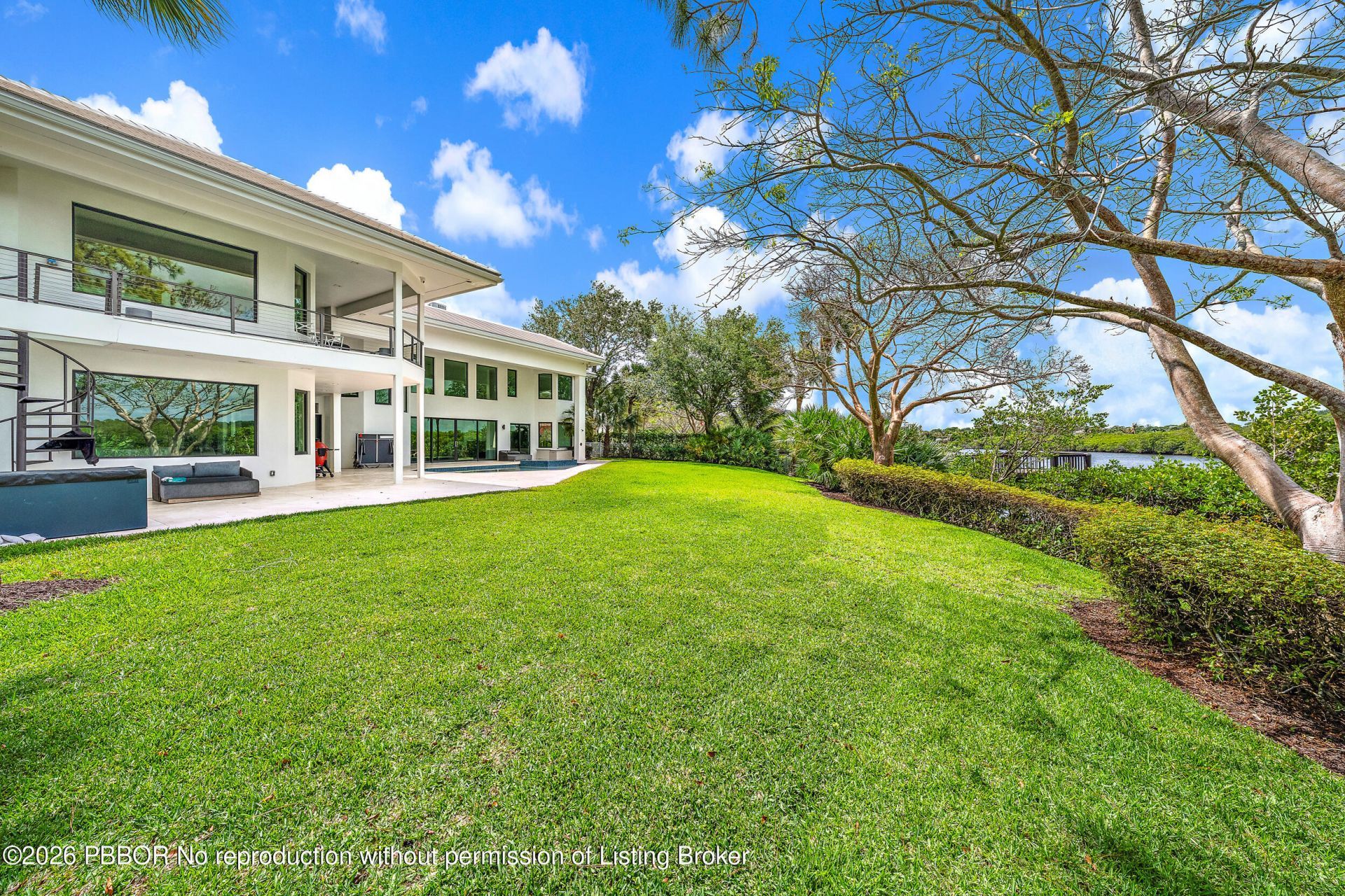 8818 SE Riverfront Terrace, Tequesta, FL 33469 Photo