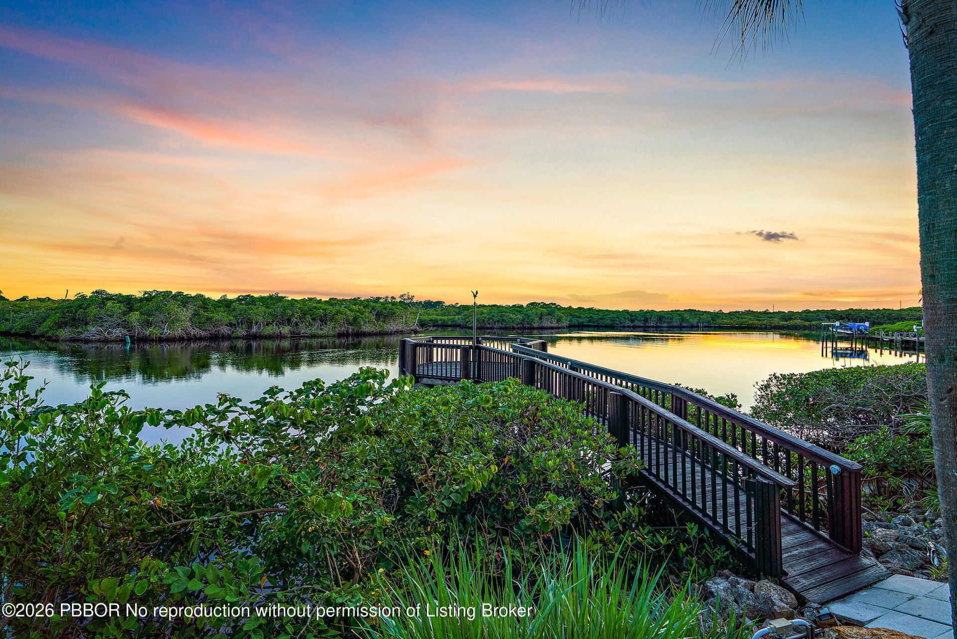8818 SE Riverfront Terrace, Tequesta, FL 33469 Photo