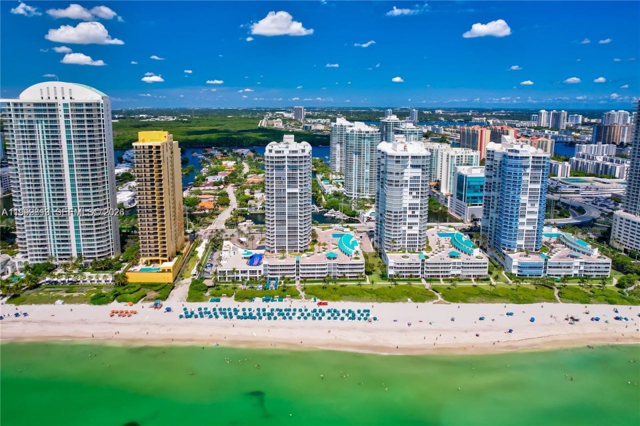 16425 Collins Ave, Unit 1612, Sunny Isles Beach, FL 33160 Photo