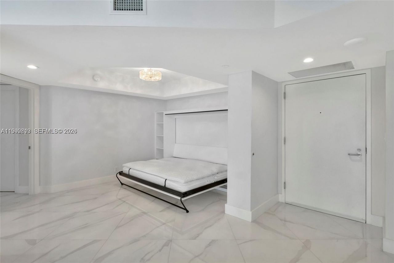 16425 Collins Ave, Unit 1612, Sunny Isles Beach, FL 33160 Photo