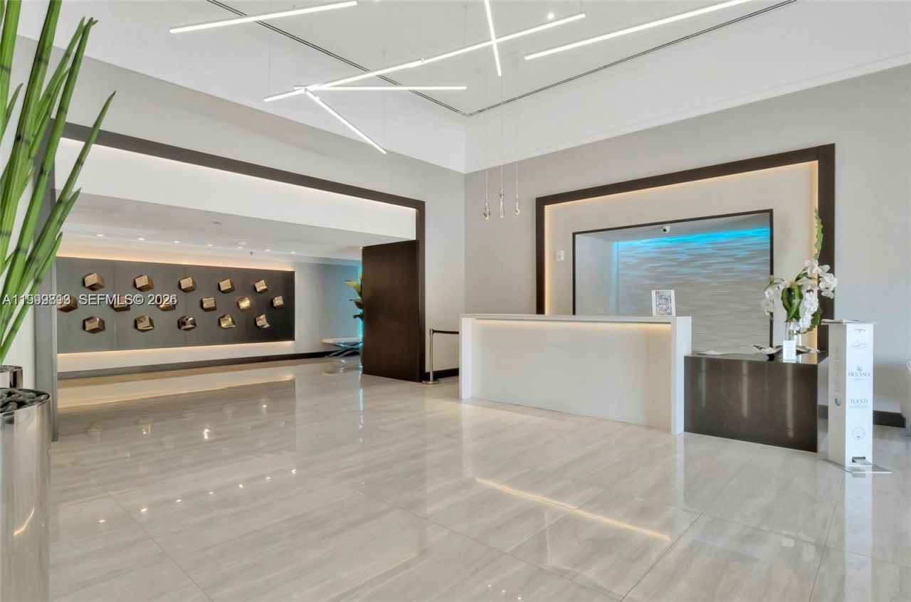 16425 Collins Ave, Unit 1612, Sunny Isles Beach, FL 33160 Photo