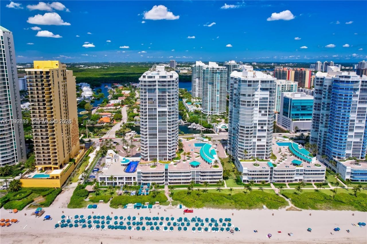 16425 Collins Ave, Unit 1612, Sunny Isles Beach, FL 33160 Photo