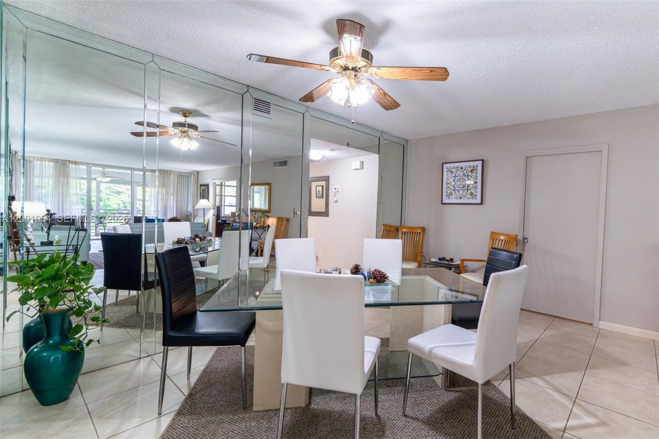 4221 W Palm Aire Dr, Unit 203, Pompano Beach, FL 33069 Photo