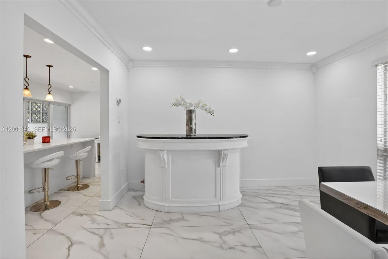 9280 SW 55th Ct, Cooper City, FL 33328 Photo