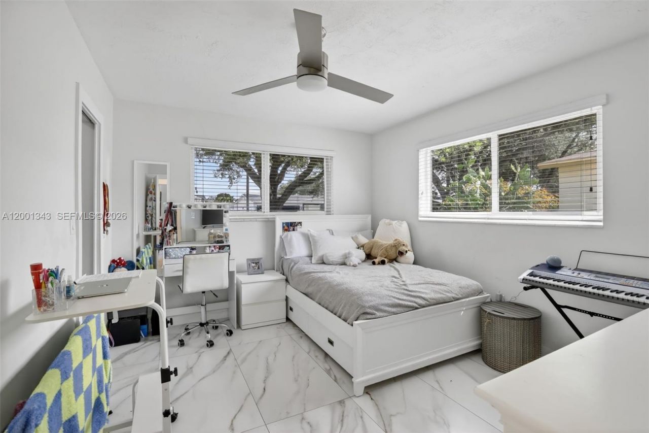 9280 SW 55th Ct, Cooper City, FL 33328 Photo