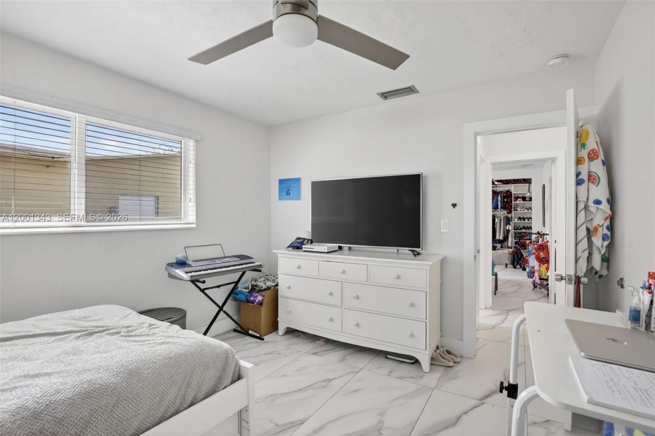 9280 SW 55th Ct, Cooper City, FL 33328 Photo