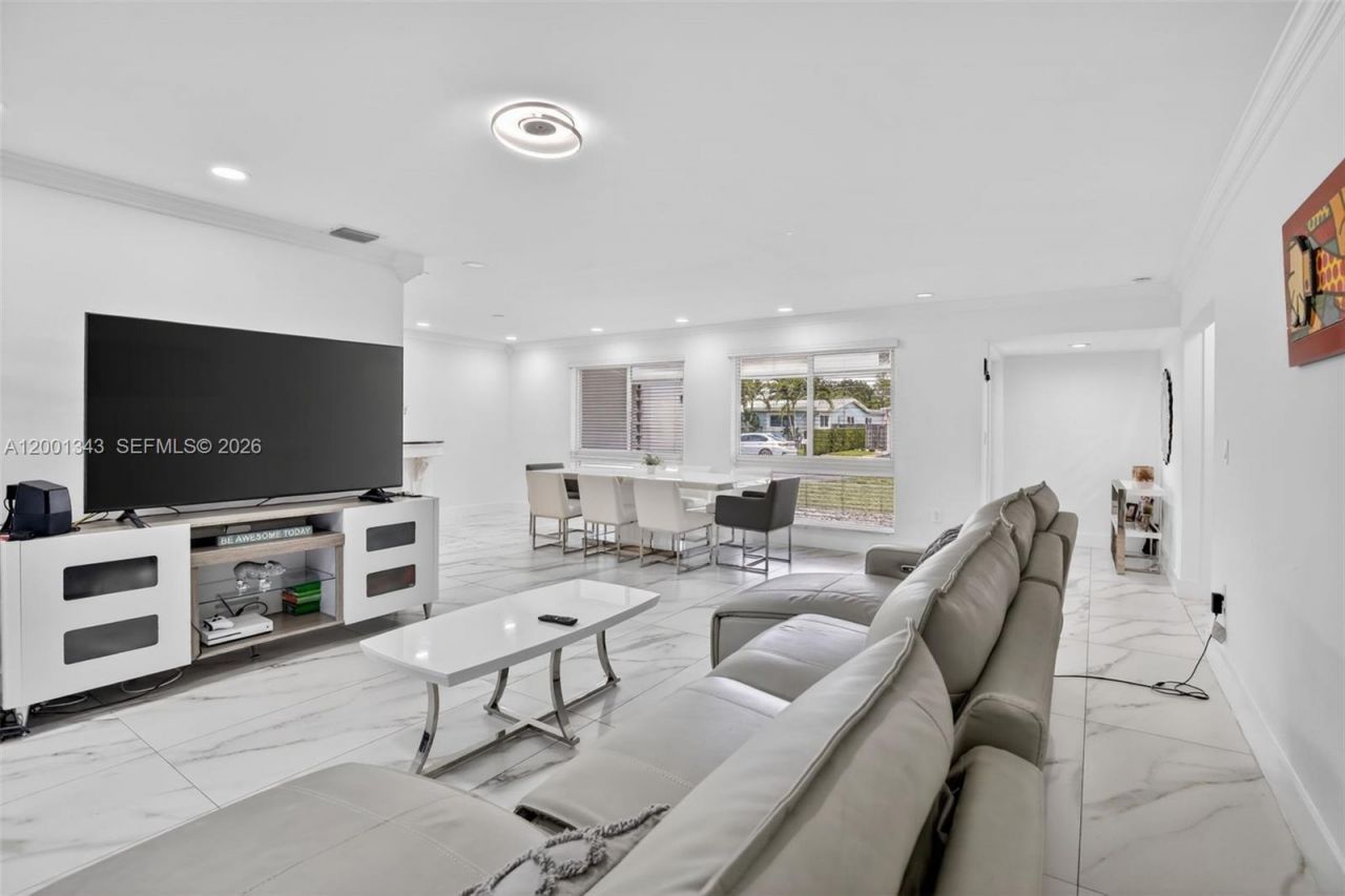 9280 SW 55th Ct, Cooper City, FL 33328 Photo