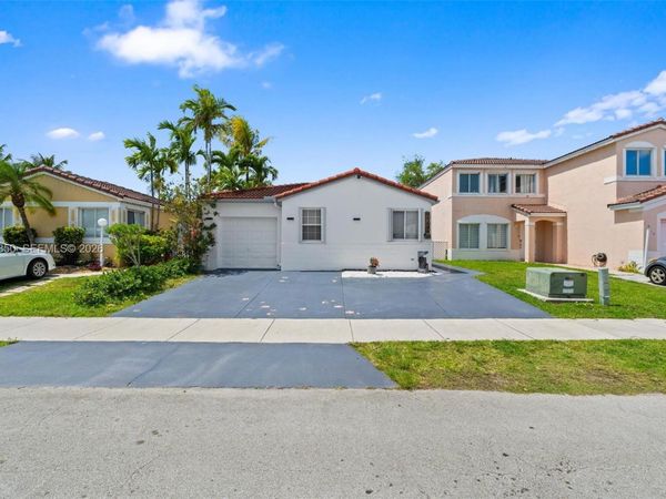 17434 SW 143rd Pl, Miami, FL 33177