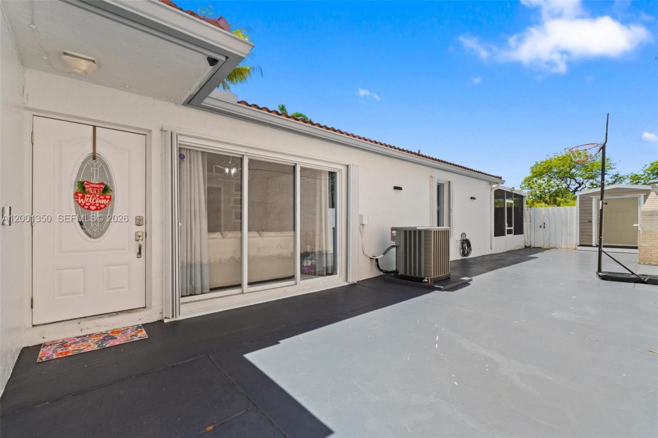 17434 SW 143rd Pl, Miami, FL 33177 Photo