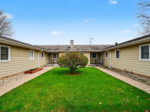 528 Leisure Acres Street, Sparta, MI 49345