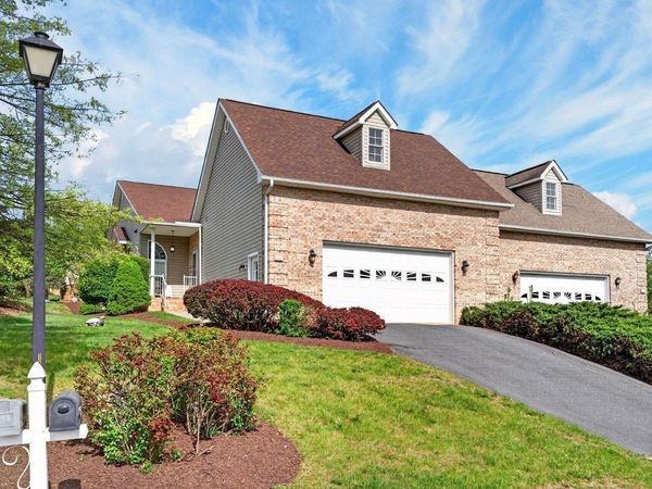 2102 LAKE TERRACE DR, HARRISONBURG, VA 22802