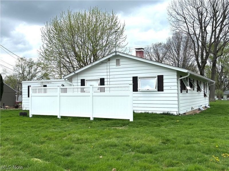 225 6th Street, Columbiana, OH 44408 Photo 2