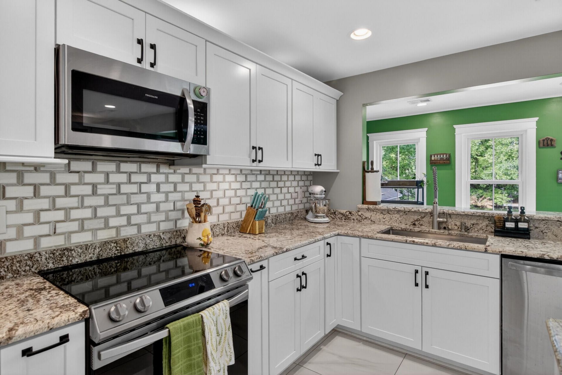 105 Cantering Hills Lane Photo 6