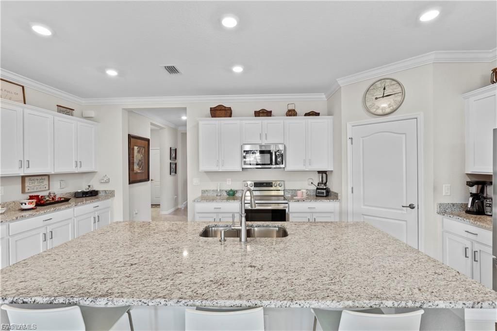 4392 Lemongrass Dr, Fort Myers, FL 33916 Photo