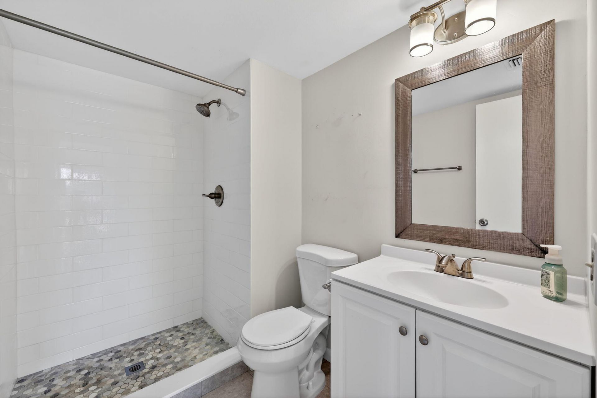 6327 Chasewood Drive, Unit E, Jupiter, FL 33458 Photo