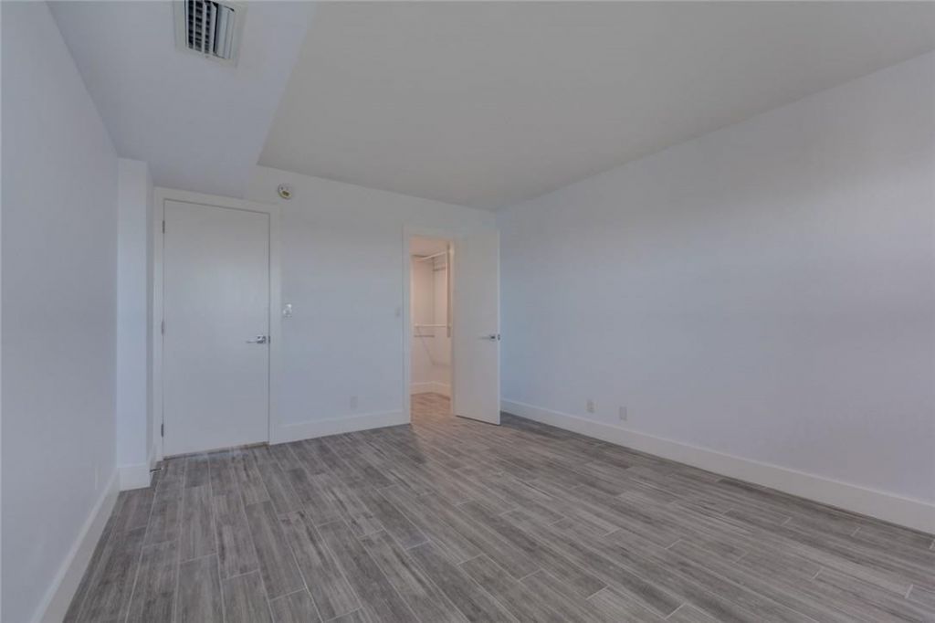 625 Oaks Drive, Unit 1007, Pompano Beach, FL 33069 Photo