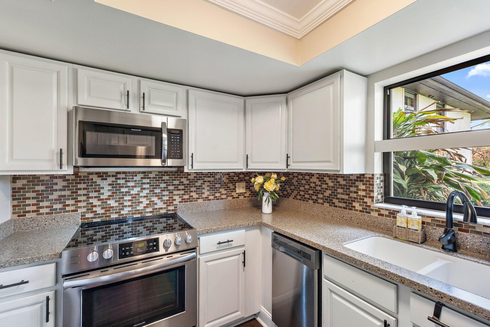 671 SW South River Drive, Unit 105, Stuart, FL 34997 Photo