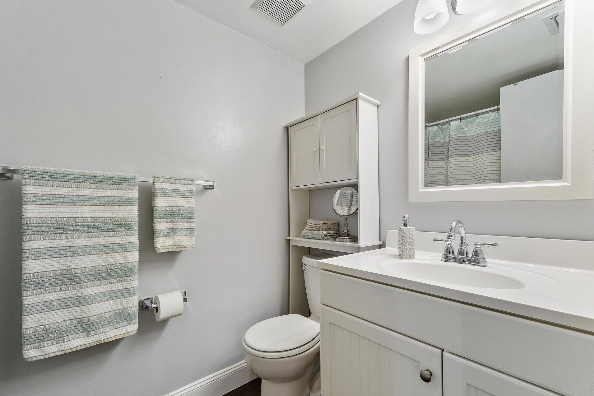 671 SW South River Drive, Unit 105, Stuart, FL 34997 Photo