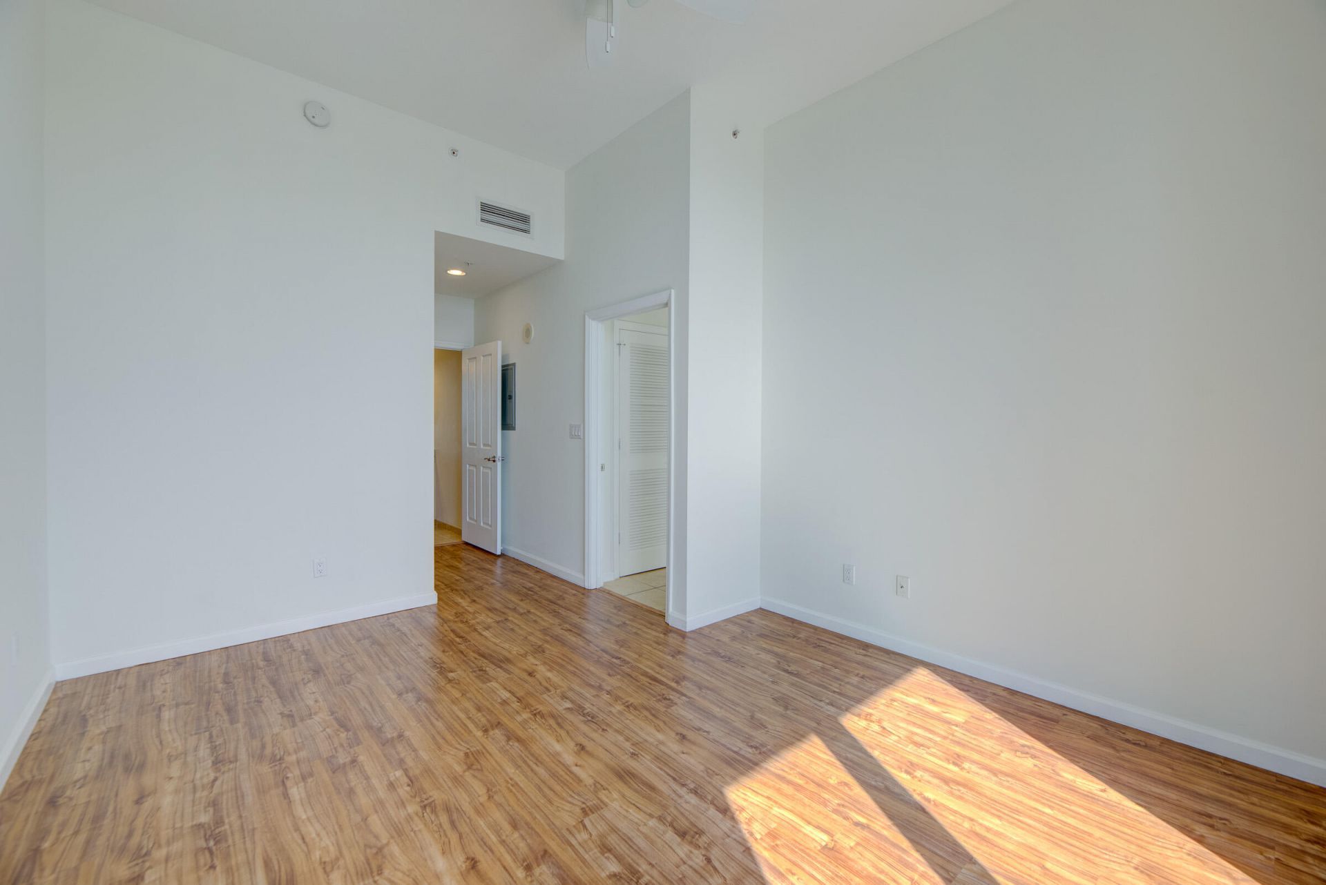 511 SE 5th Avenue, Unit 1913, Fort Lauderdale, FL 33301 Photo