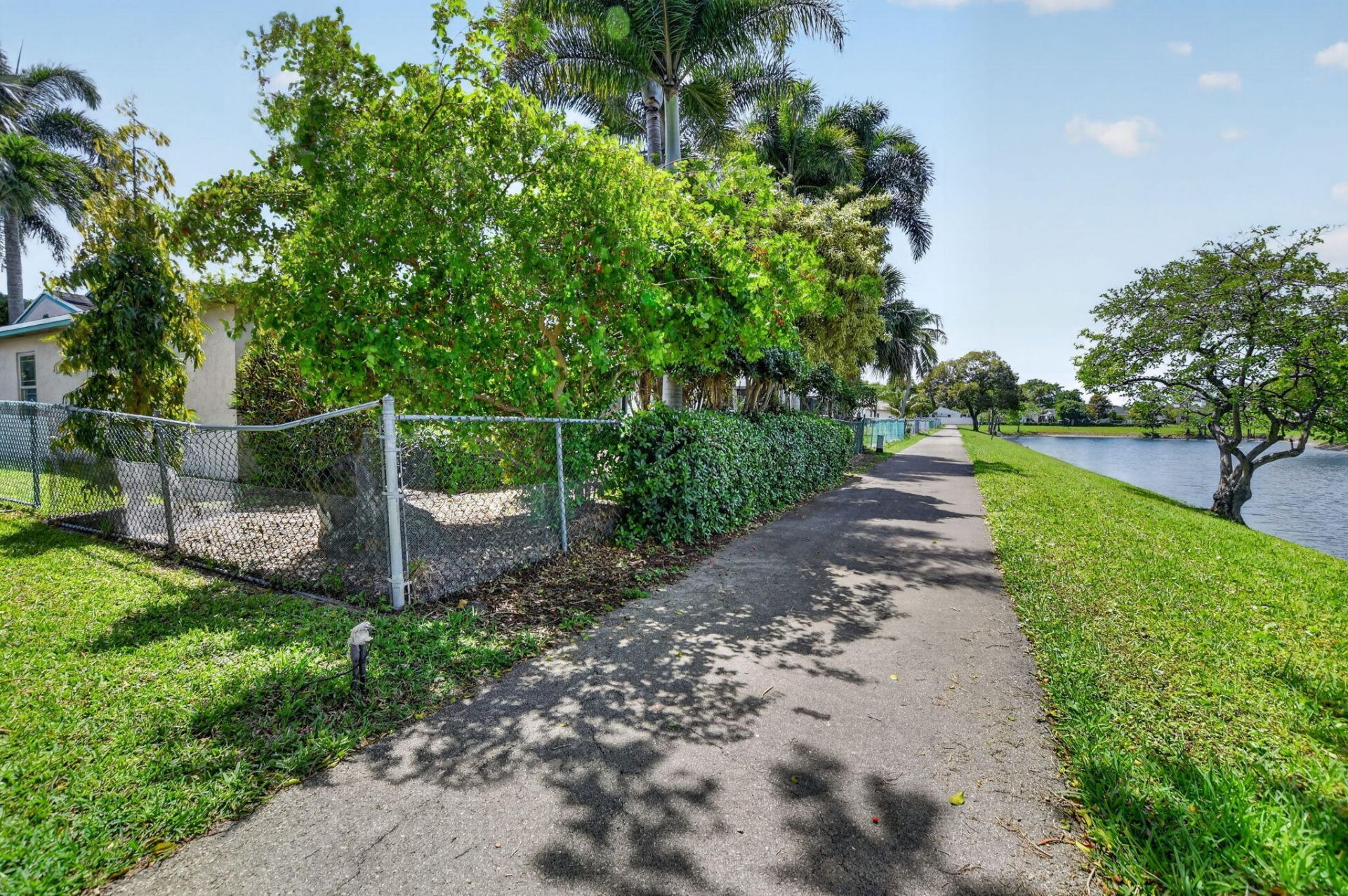 8353 Huntsman Place, Boca Raton, FL 33433 Photo
