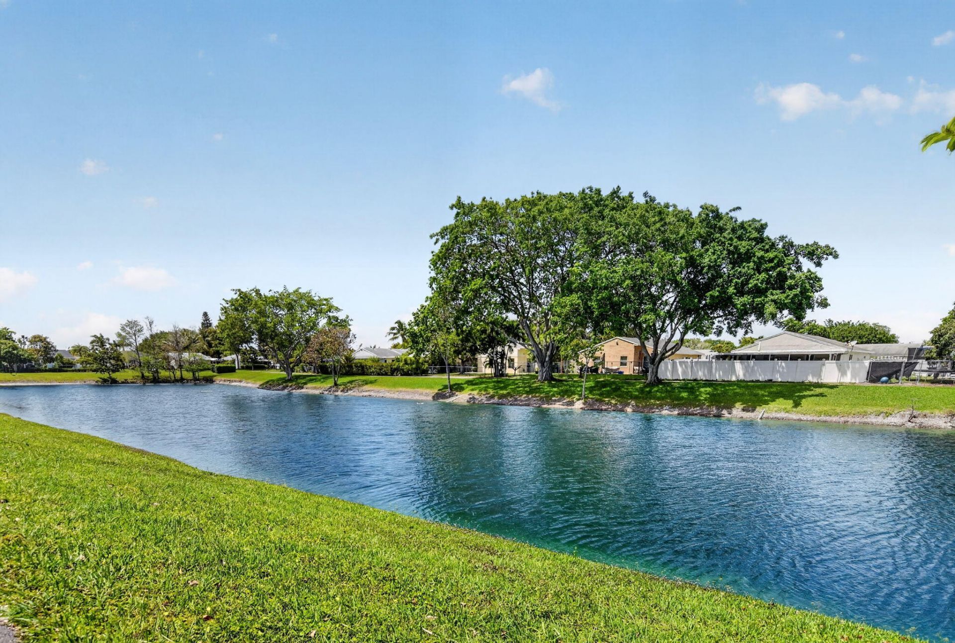 8353 Huntsman Place, Boca Raton, FL 33433 Photo