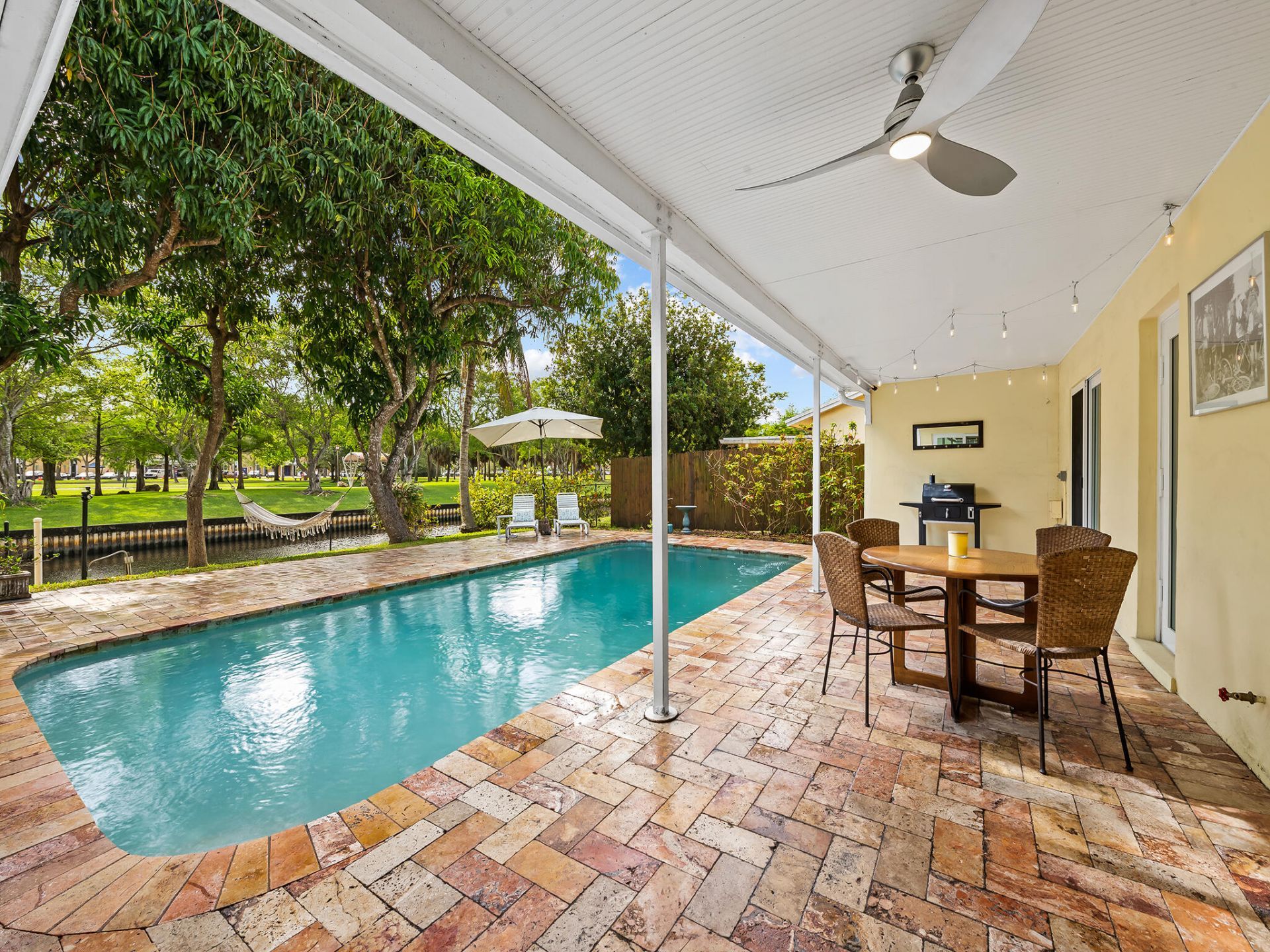 1320 SW 55th Avenue, Plantation, FL 33317 Photo