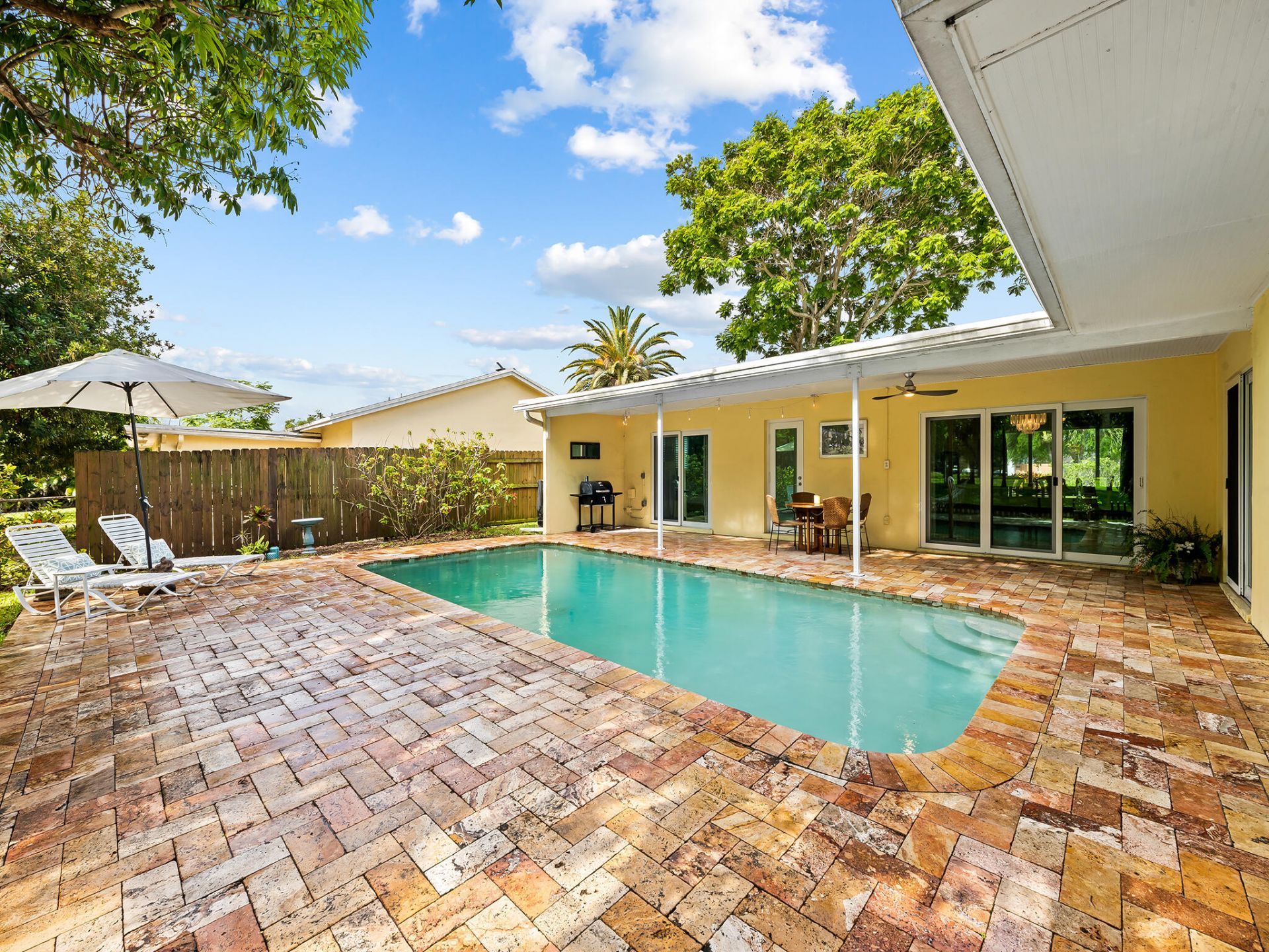 1320 SW 55th Avenue, Plantation, FL 33317 Photo