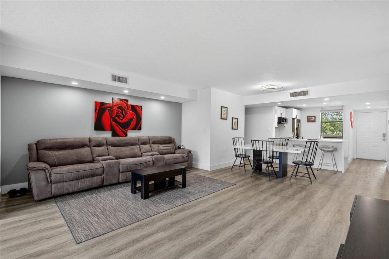 2908 S Carambola Cir S S, Unit 301, Coconut Creek, FL 33066 Photo