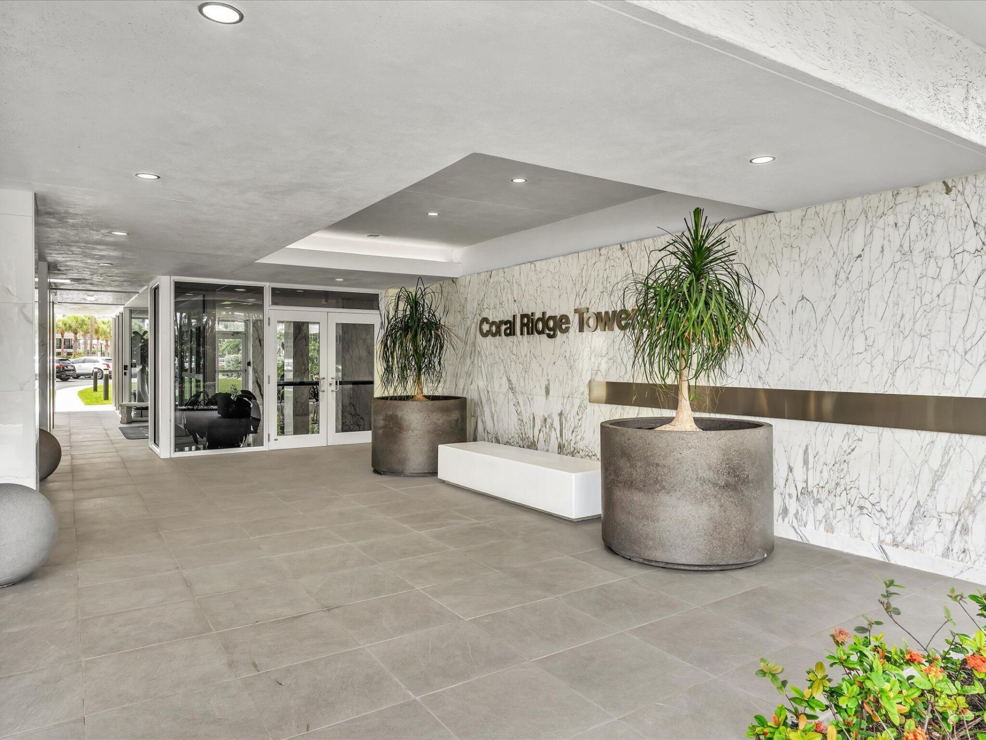 3300 NE 36th Street, Unit 217, Fort Lauderdale, FL 33308 Photo