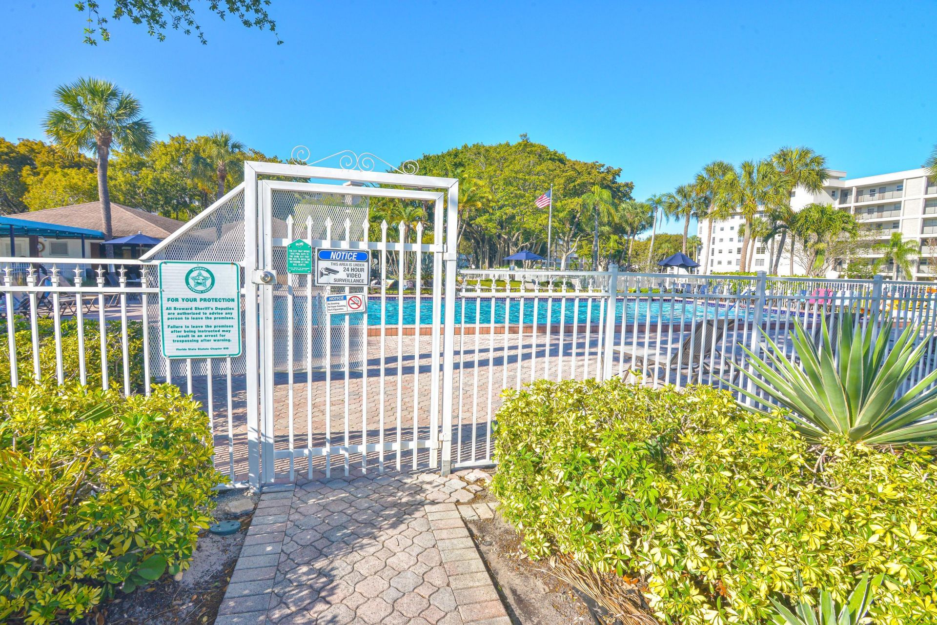 2661 S Course Drive, Unit 707, Pompano Beach, FL 33069 Photo