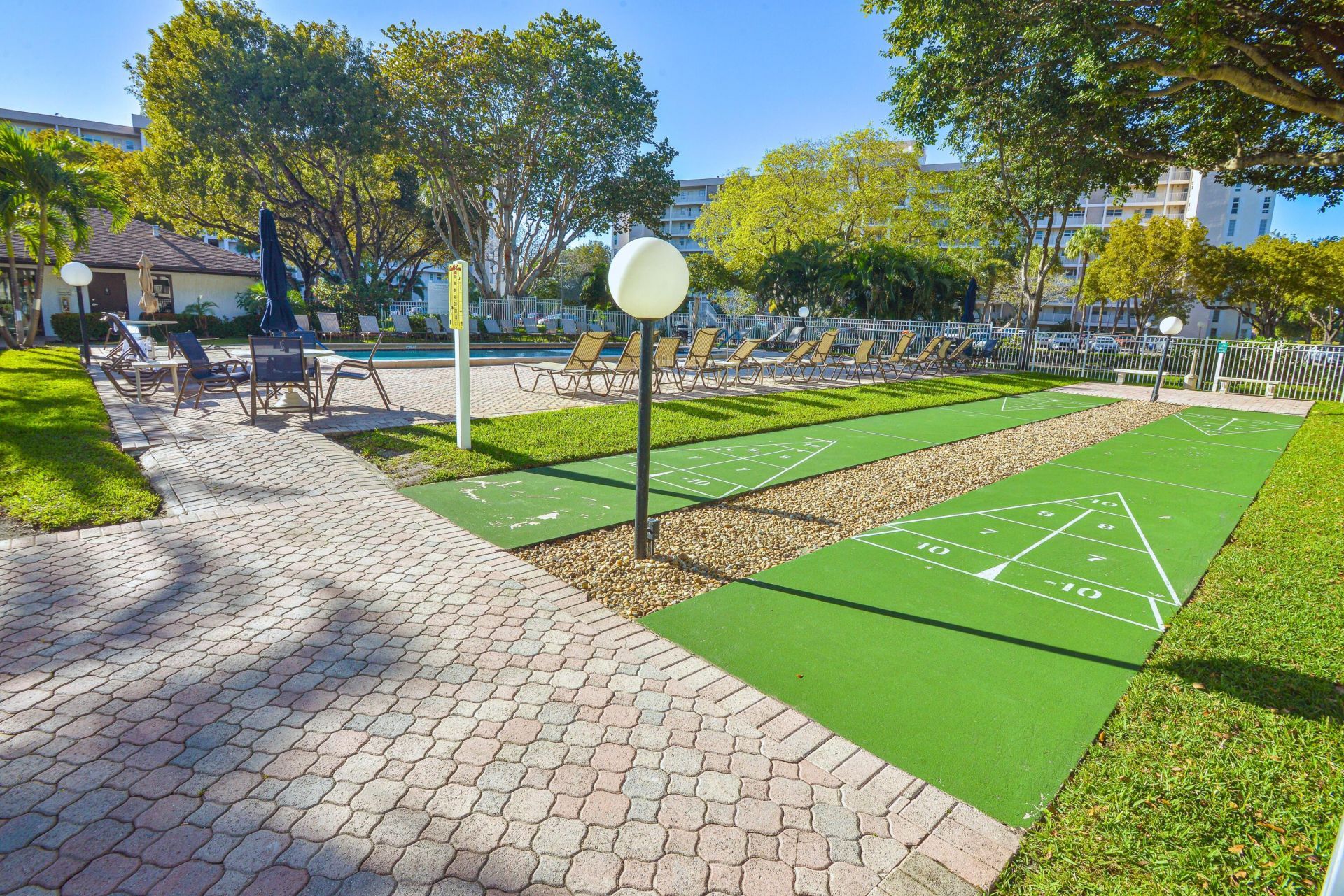 2661 S Course Drive, Unit 707, Pompano Beach, FL 33069 Photo