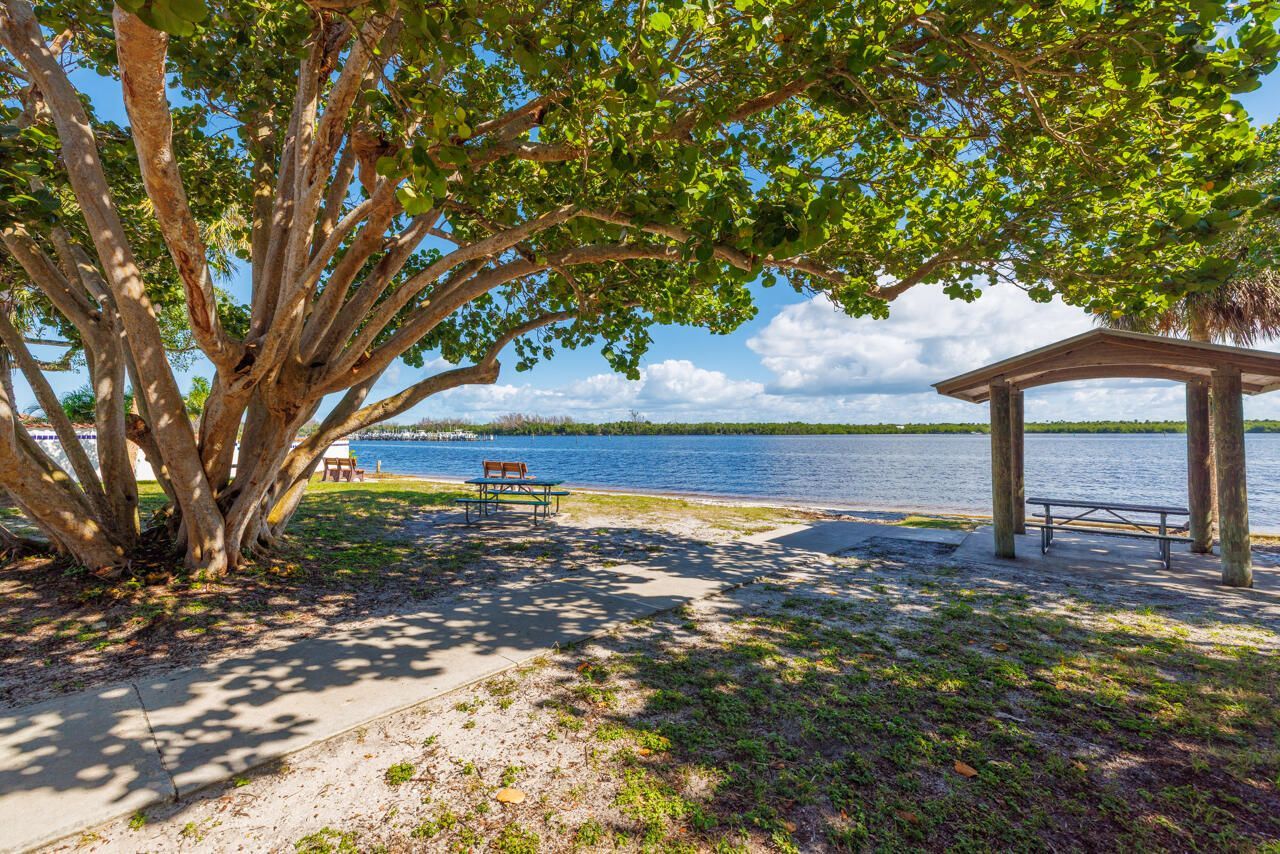 6197 SE Riverboat Drive, Unit 1008, Stuart, FL 34997 Photo