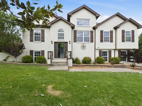 1353 Mountain Way, Clarksville, TN 37043