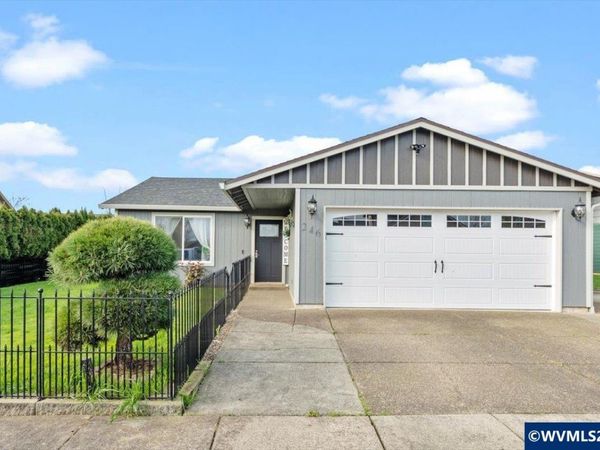 246 E Hemlock Dr, Gervais, OR 97026