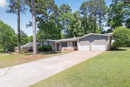 237 Charlwood Road photo 4