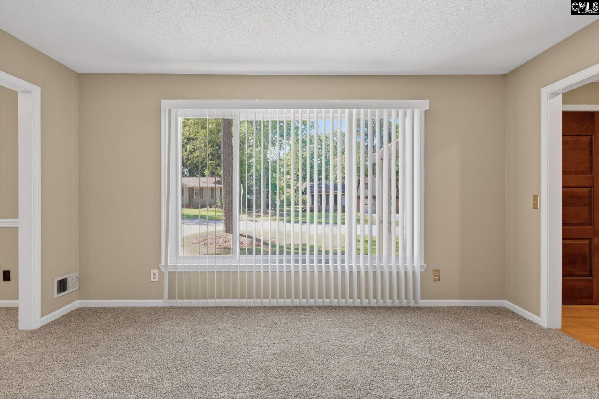 237 Charlwood Road Photo 21