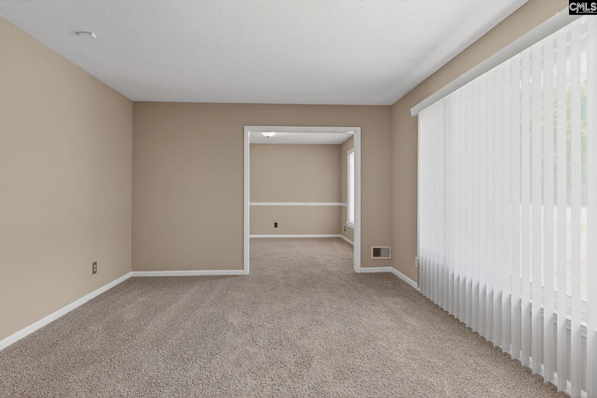 237 Charlwood Road Photo 22