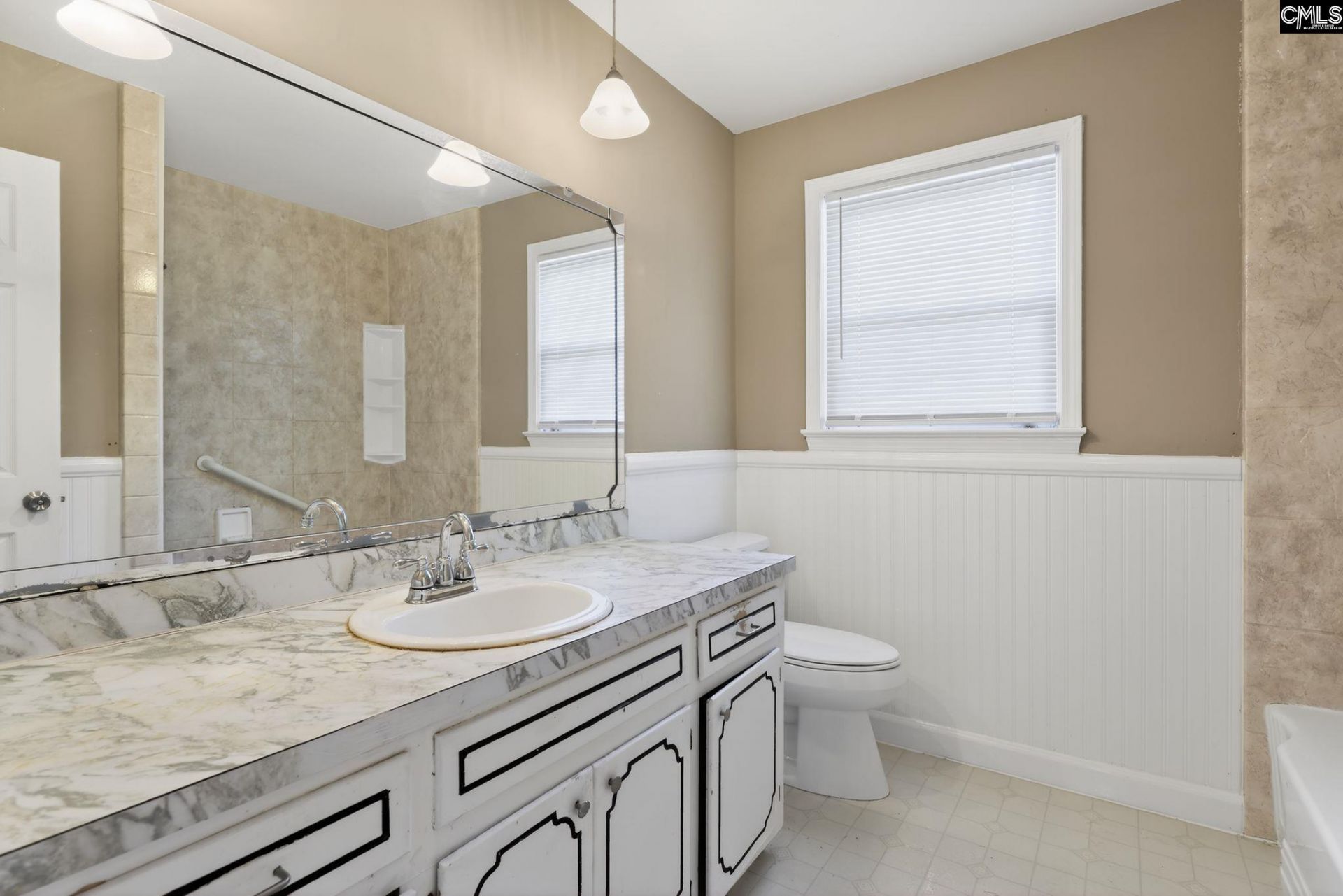 237 Charlwood Road Photo 28