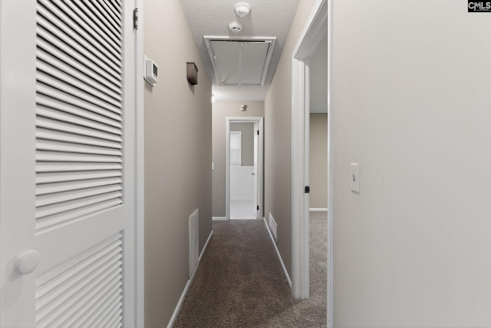 237 Charlwood Road Photo 33