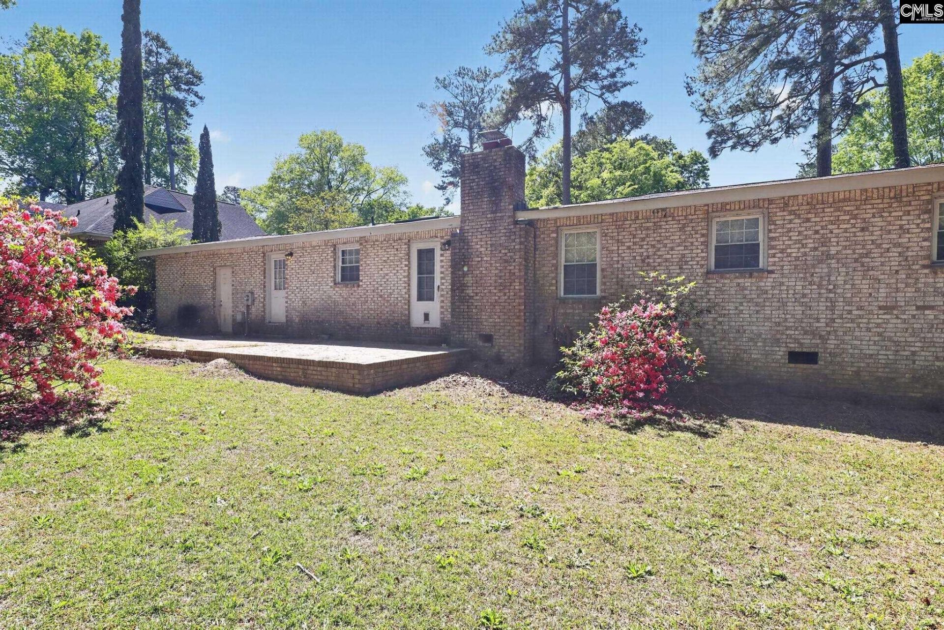 237 Charlwood Road Photo 38