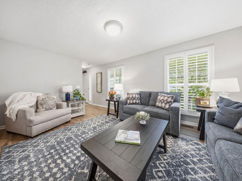 201 Farmwood Place, Columbus, OH 43230 Photo 13