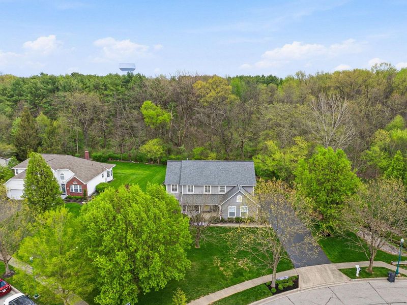 201 Farmwood Place, Columbus, OH 43230 Photo 2