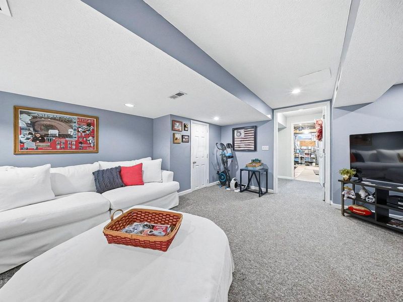 201 Farmwood Place, Columbus, OH 43230 Photo 51